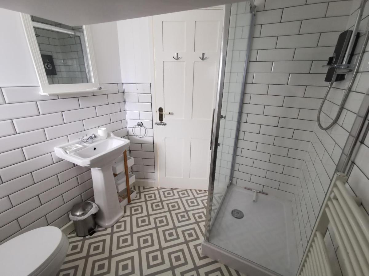 Eldon Row - Stylish Character Apartments - Central Location 1 & 2 Bed Available Dolgellau Kültér fotó