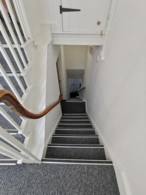 Eldon Row - Stylish Character Apartments - Central Location 1 & 2 Bed Available Dolgellau Kültér fotó