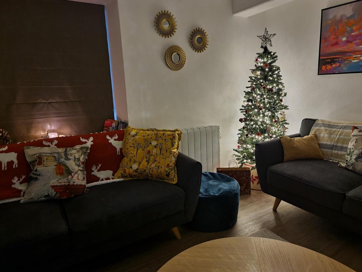 Eldon Row - Stylish Character Apartments - Central Location 1 & 2 Bed Available Dolgellau Kültér fotó
