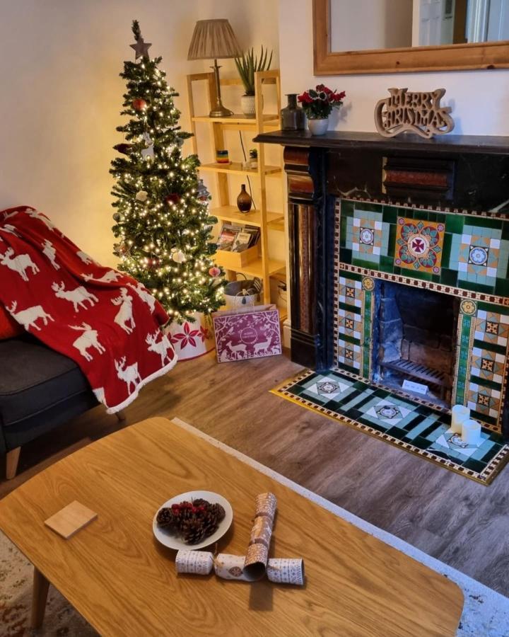 Eldon Row - Stylish Character Apartments - Central Location 1 & 2 Bed Available Dolgellau Kültér fotó